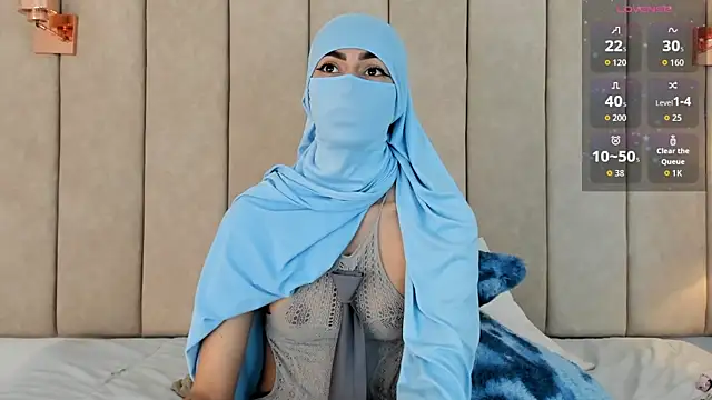  Zahiira  online show from 05/21/26, 11:40