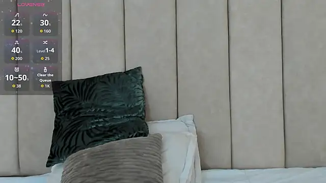 Snapshot of _Zahiira_ chatting on 12/02/25, 12:29 Zahiira online show from 12/02/25, 12:29