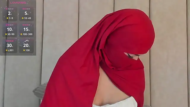  Zahiira  online show from 01/08/26, 11:38