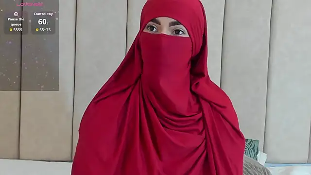 Snapshot of _Zahiira_ chatting on 11/06/25, 12:09 Zahiira online show from 11/06/25, 12:09