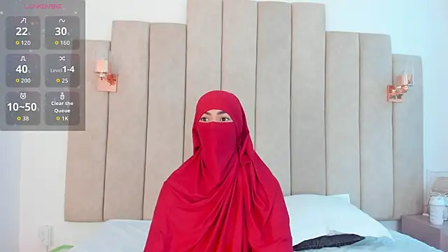 Snapshot of _Zahiira_ chatting on 12/16/25, 12:09 Zahiira online show from 12/16/25, 12:09