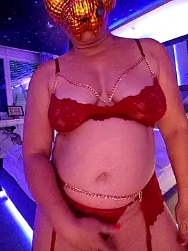 BigAssMom  online show from 05/08/26, 03:16
