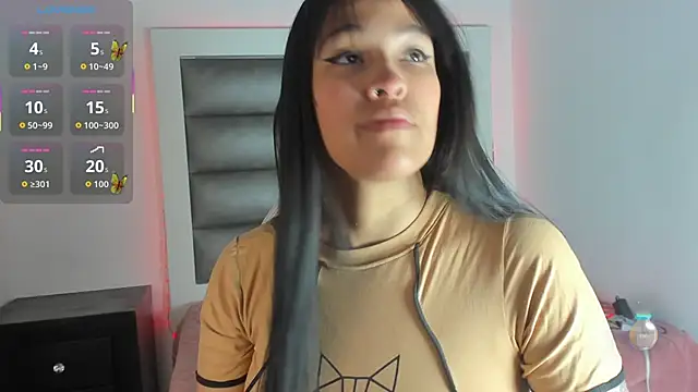 Snapshot of Andrea_brunnette chatting on 10/03/25, 01:56 Andrea brunnette online show from 10/03/25, 01:56