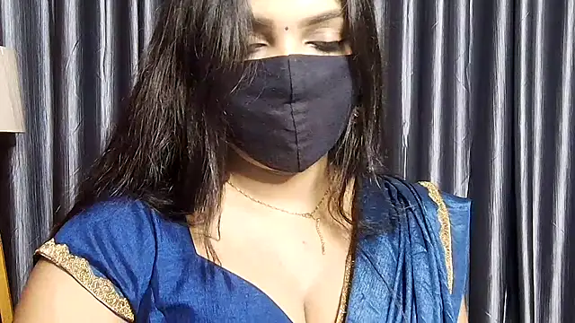 Webrowncouple online show from 10/10/25, 04:30