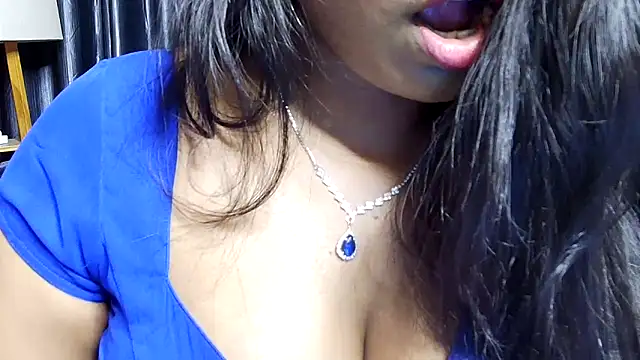 Webrowncouple online show from 11/13/25, 04:00