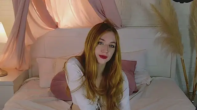 Snapshot of Sexy_witches chatting on 10/30/25, 05:50 Sexy witches online show from 10/30/25, 05:50