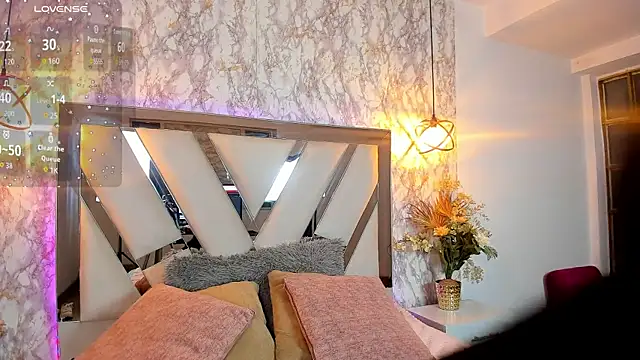 Snapshot of Aisha_poweer chatting on 10/13/25, 02:57 Aisha poweer online show from 10/13/25, 02:57