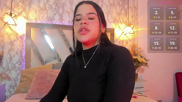 Snapshot of Aisha_poweer chatting on 11/26/25, 02:33 Aisha poweer online show from 11/26/25, 02:33