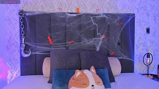 Snapshot of dana_hazze chatting on 10/29/25, 08:41 dana hazze online show from 10/29/25, 08:41