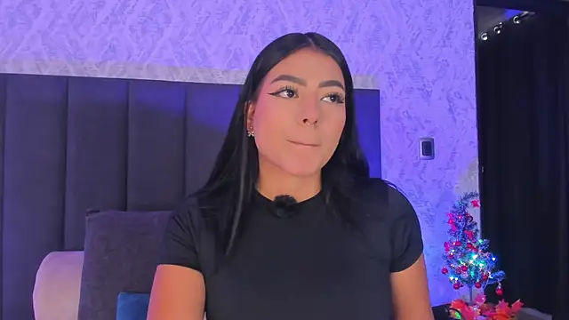 Snapshot of dana_hazze chatting on 11/27/25, 08:42 dana hazze online show from 11/27/25, 08:42