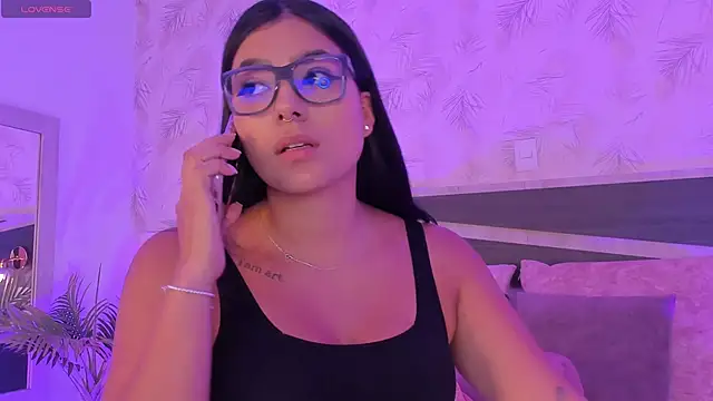 Snapshot of dana_hazze chatting on 05/06/26, 03:21 dana hazze online show from 05/06/26, 03:21