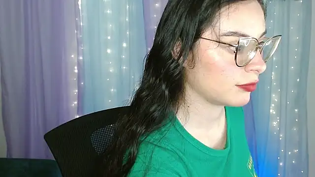 Snapshot of Camila_Ord chatting on 10/13/25, 07:37 Camila Ord online show from 10/13/25, 07:37