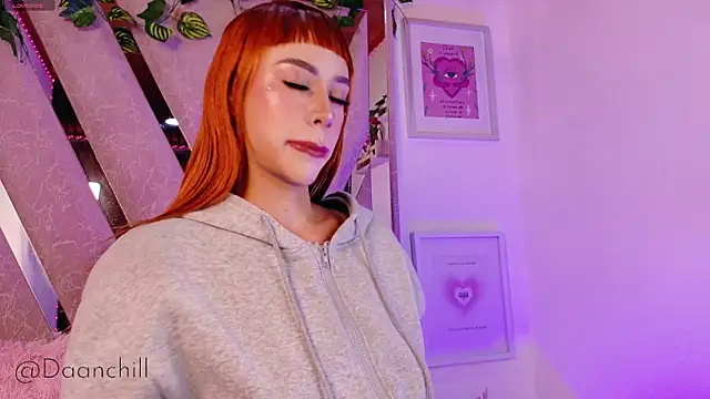 ScarlettRusso1 online show from 06/02/26, 10:43
