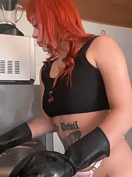 ScarlettRusso1 online show from 11/23/25, 06:40