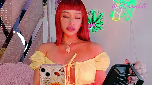 ScarlettRusso1 online show from 11/13/25, 07:18