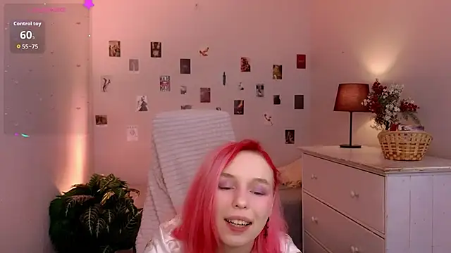 NaomiYoru online show from 04/04/26, 08:37