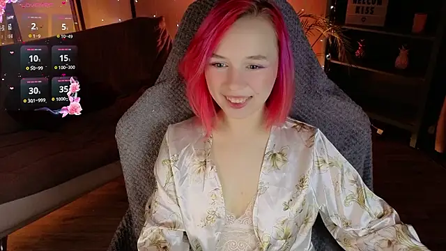 Snapshot of NaomiYoru chatting on 02/27/26, 08:41 NaomiYoru online show from 02/27/26, 08:41