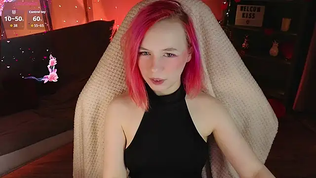 Snapshot of NaomiYoru chatting on 02/25/26, 08:41 NaomiYoru online show from 02/25/26, 08:41