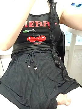 Snapshot of lolitaportugal23 chatting on 06/25/26, 10:53 lolitaportugal23 online show from 06/25/26, 10:53