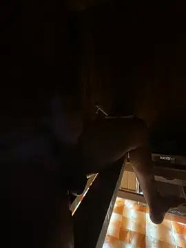 Snapshot of Up_cummin chatting on 04/13/26, 05:11 Up cummin online show from 04/13/26, 05:11