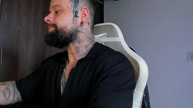 natevillage online show from 10/05/25, 01:13