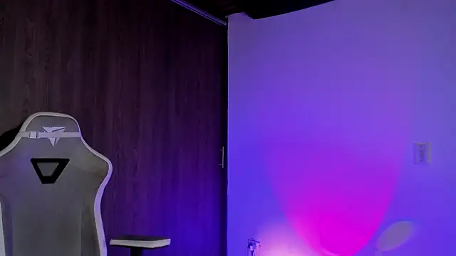 natevillage online show from 10/12/25, 01:12