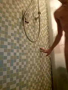 KalendaXL online show from 10/30/25, 09:33