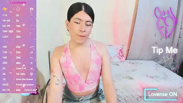 xxxEmmaxx online show from 11/26/25, 03:17