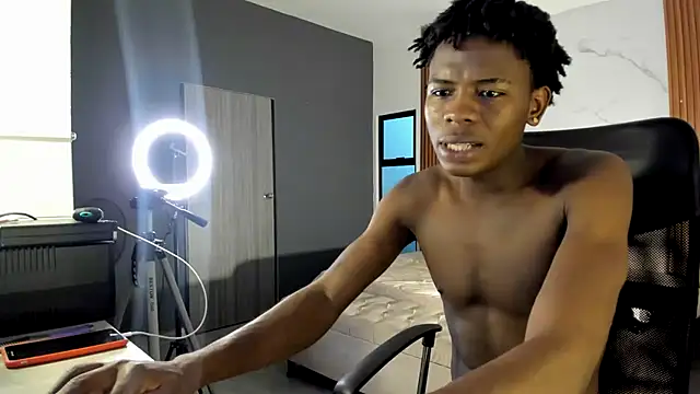 Snapshot of Johan_barreto chatting on 10/22/25, 02:11 Johan barreto online show from 10/22/25, 02:11