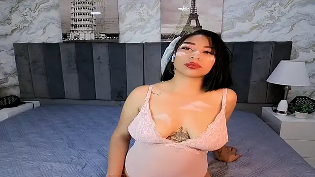 SofiaWhites online show from 04/24/26, 03:08
