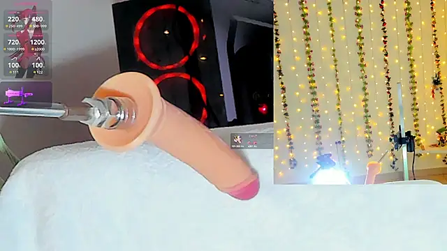 Kitty  Rose   online show from 10/05/25, 10:28