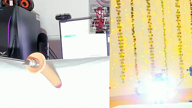 Snapshot of Kitty__Rose__ chatting on 06/14/26, 10:05 Kitty Rose online show from 06/14/26, 10:05