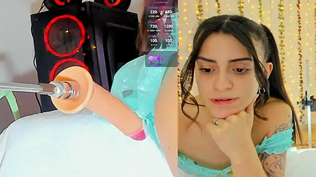 Kitty  Rose   online show from 10/15/25, 10:23