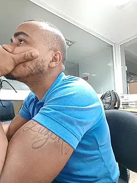 SanChacal5694 online show from 02/02/26, 10:09