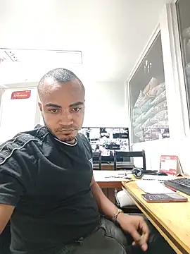 SanChacal5694 online show from 04/07/26, 10:44