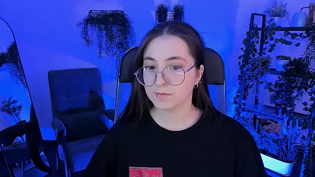 VirtuallVoyant online show from 03/31/26, 05:37