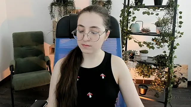 VirtuallVoyant online show from 03/17/26, 07:11