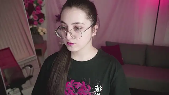 VirtuallVoyant online show from 04/07/26, 10:33