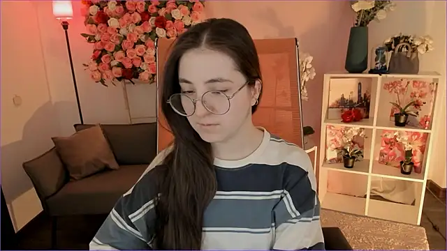 VirtuallVoyant online show from 02/25/26, 01:28