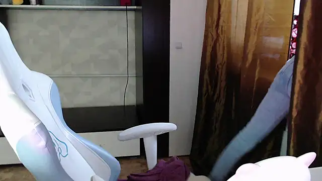 Cutti Crystal online show from 02/11/26, 09:42