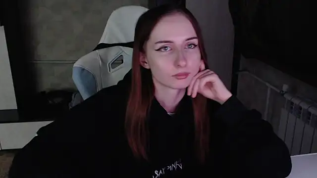 Cutti Crystal online show from 02/24/26, 01:06