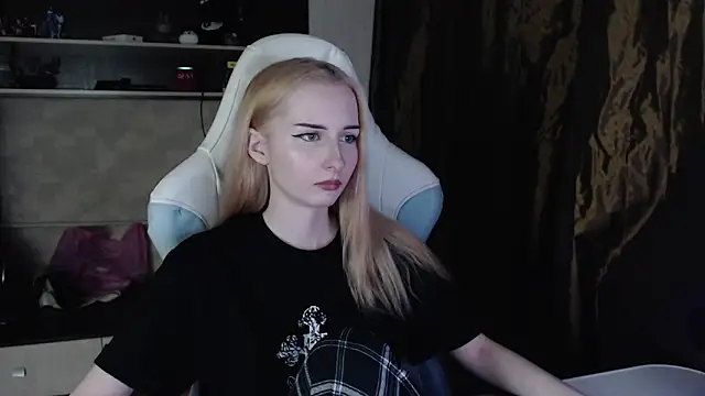 Cutti Crystal online show from 03/20/26, 07:59