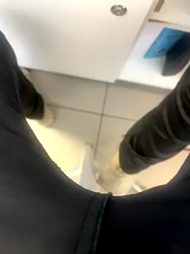 kamo012000 online show from 01/09/26, 08:21