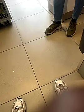 kamo012000 online show from 10/06/25, 08:37