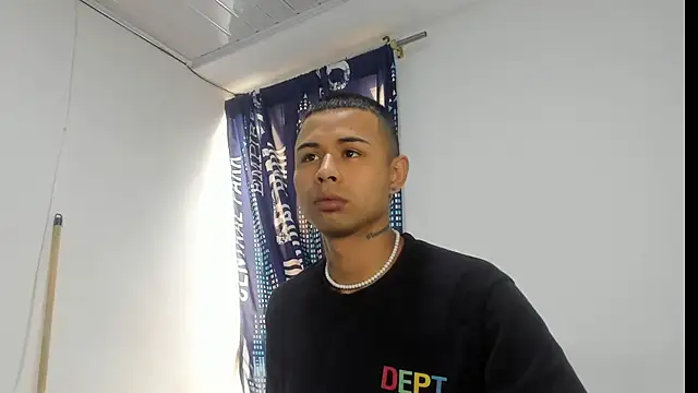  Logan Colton  online show from 10/27/25, 08:32