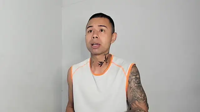  Logan Colton  online show from 06/11/26, 03:53