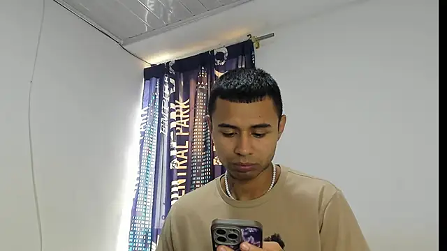  Logan Colton  online show from 12/17/25, 05:18