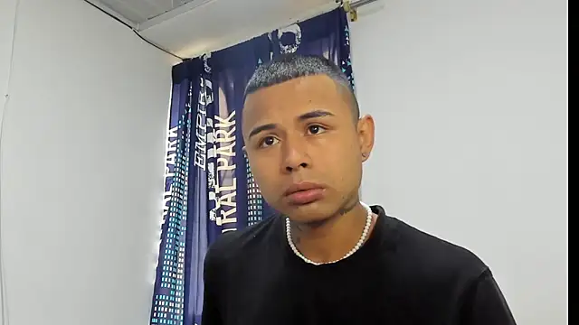  Logan Colton  online show from 11/14/25, 08:23