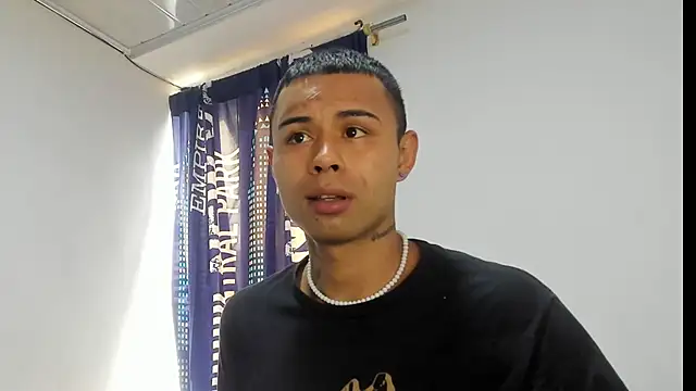  Logan Colton  online show from 11/04/25, 08:01