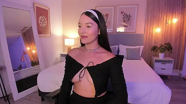 AuroraEvanss online show from 11/27/25, 09:15